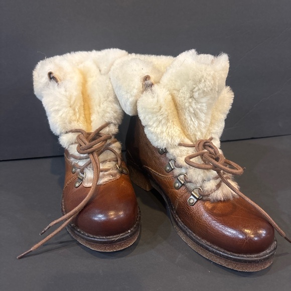 Brown Lace Up Boots with Cream Fur Lining - Picture 2 of 10